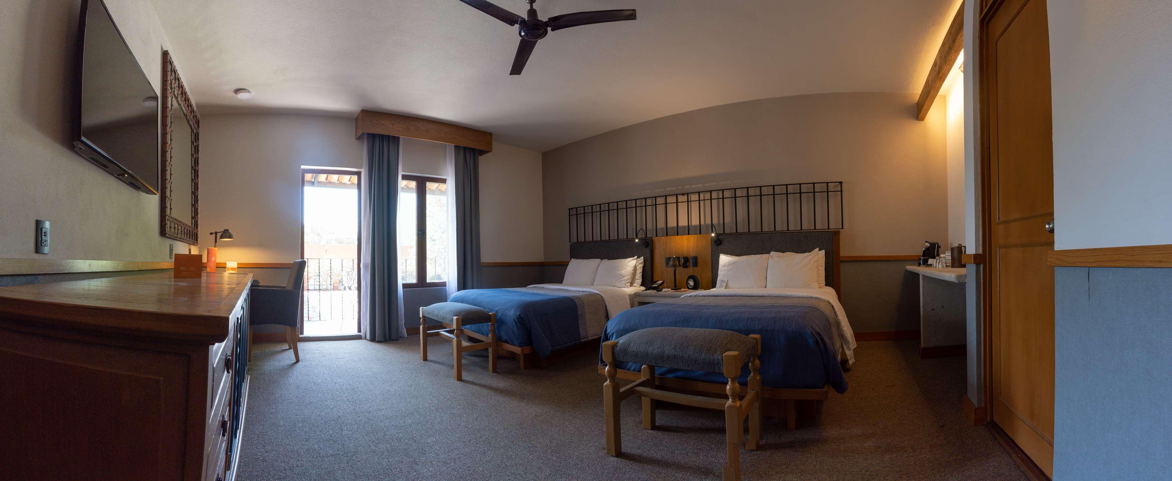 布里萨斯尤里察庄园酒店 克雷塔罗 外观 照片 A guest room at the Lodge at the Presidio
